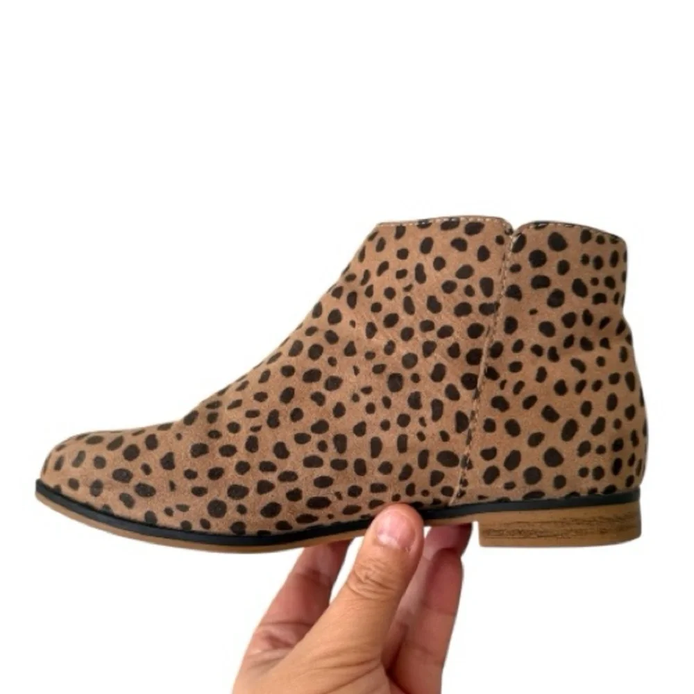 Cat & Jack Girls Shoes Cat And Jack Ankle Booties.  Size 3.